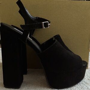 Steve Madden Melina Suede Open Toe Pumps, Y2K fashion